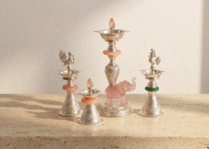 Navom Anantam Diya