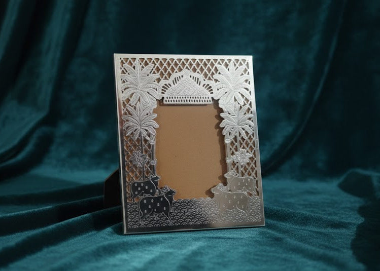 Navom Smriti Luxury Photo Frame